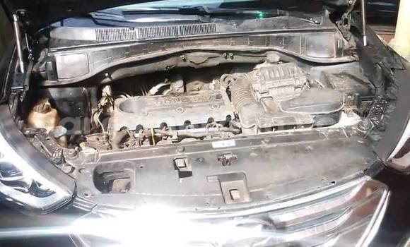 Sayi Na hannu Hyundai Santa Fe Black Mota in Yaounde a Babban Kamaru Sayi Na hannu Hyundai Santa Fe Black Mota in Yaounde a Babban Kamaru