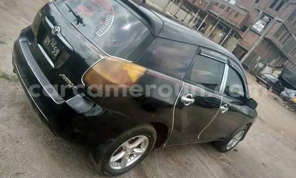 Sayi Na hannu Toyota Matrix Black Mota in Douala a Ƙasar Kamaru Sayi Na hannu Toyota Matrix Black Mota in Douala a Ƙasar Kamaru