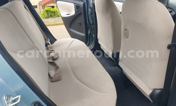 Acheter Occasion Voiture Toyota Yaris Bleu à Yaoundé, Central Cameroon Acheter Occasion Voiture Toyota Yaris Bleu à Yaoundé, Central Cameroon