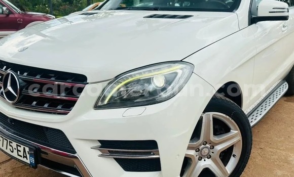 Buy Used Mercedes‒Benz ML–Class White Car in Yaounde in Central Cameroon Buy Used Mercedes‒Benz ML–Class White Car in Yaounde in Central Cameroon