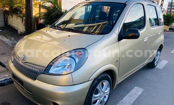 Sayi Imported Toyota Yaris Verso M Mota in Douala a Ƙasar Kamaru Sayi Imported Toyota Yaris Verso M Mota in Douala a Ƙasar Kamaru
