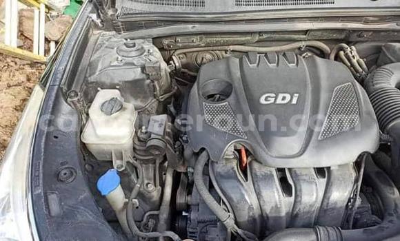 Sayi Na hannu Hyundai Grandeur Black Mota in Yaounde a Babban Kamaru Sayi Na hannu Hyundai Grandeur Black Mota in Yaounde a Babban Kamaru