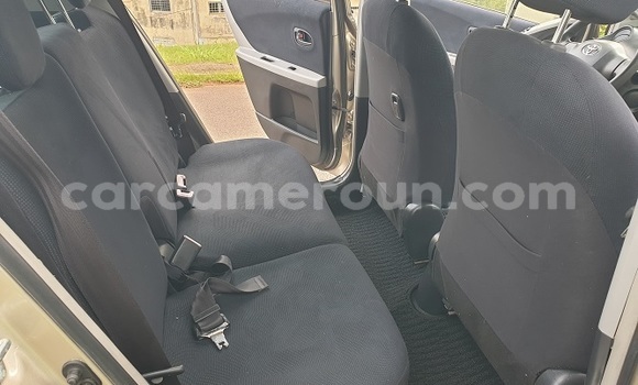 Acheter Occasion Voiture Toyota Vitz Marron à Yaoundé, Central Cameroon Acheter Occasion Voiture Toyota Vitz Marron à Yaoundé, Central Cameroon