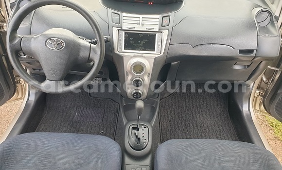 Acheter Occasion Voiture Toyota Vitz Marron à Yaoundé, Central Cameroon Acheter Occasion Voiture Toyota Vitz Marron à Yaoundé, Central Cameroon