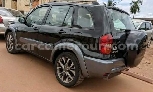 Acheter Occasion Voiture Toyota RAV4 Noir à Yaoundé, Central Cameroon Acheter Occasion Voiture Toyota RAV4 Noir à Yaoundé, Central Cameroon
