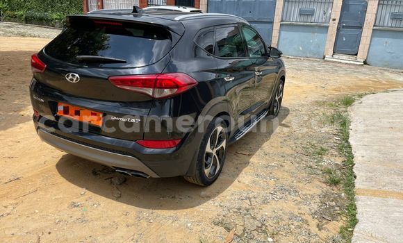 Sayi Na hannu Hyundai Tucson Black Mota in Douala a Ƙasar Kamaru Sayi Na hannu Hyundai Tucson Black Mota in Douala a Ƙasar Kamaru