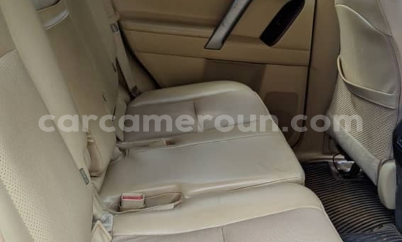 Sayi Na hannu Toyota Land Cruiser Prado Black Mota in Yaounde a Babban Kamaru Sayi Na hannu Toyota Land Cruiser Prado Black Mota in Yaounde a Babban Kamaru
