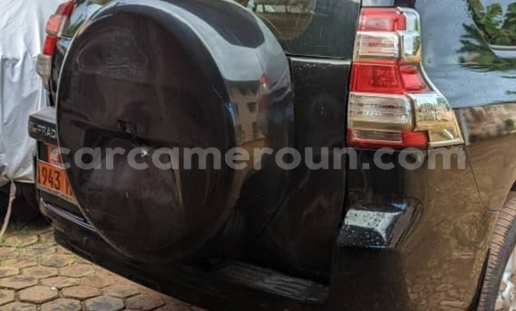 Sayi Na hannu Toyota Land Cruiser Prado Black Mota in Yaounde a Babban Kamaru Sayi Na hannu Toyota Land Cruiser Prado Black Mota in Yaounde a Babban Kamaru