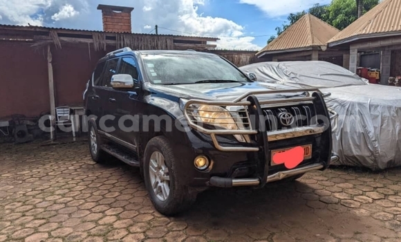 Sayi Na hannu Toyota Land Cruiser Prado Black Mota in Yaounde a Babban Kamaru Sayi Na hannu Toyota Land Cruiser Prado Black Mota in Yaounde a Babban Kamaru