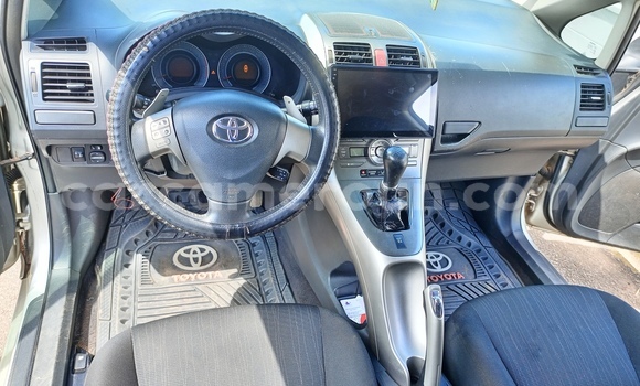 Acheter Occasion Voiture Toyota Auris Gris à Yaoundé, Central Cameroon Acheter Occasion Voiture Toyota Auris Gris à Yaoundé, Central Cameroon