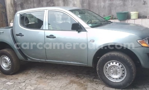Acheter Occasion Voiture Mitsubishi L200 Gris à Douala, Littoral Cameroon Acheter Occasion Voiture Mitsubishi L200 Gris à Douala, Littoral Cameroon