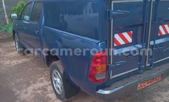 Sayi Na hannu Toyota Hilux Blue Mota in Yaounde a Babban Kamaru Sayi Na hannu Toyota Hilux Blue Mota in Yaounde a Babban Kamaru