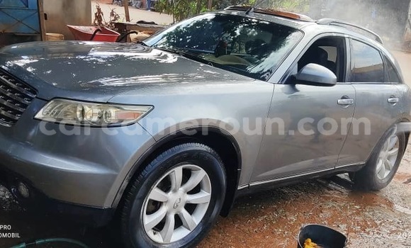 Sayi Na hannu Infiniti FX Azurfa Mota in Yaounde a Babban Kamaru Sayi Na hannu Infiniti FX Azurfa Mota in Yaounde a Babban Kamaru