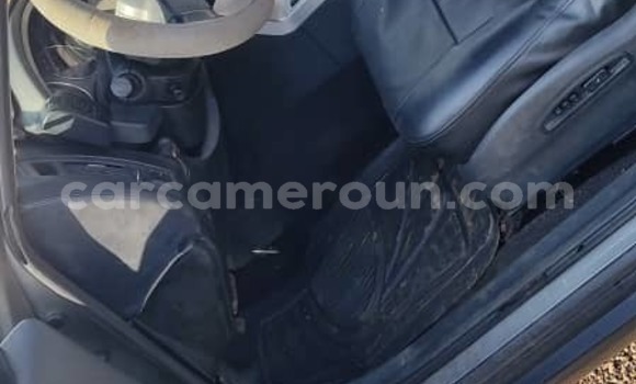 Sayi Na hannu Infiniti FX Azurfa Mota in Yaounde a Babban Kamaru Sayi Na hannu Infiniti FX Azurfa Mota in Yaounde a Babban Kamaru