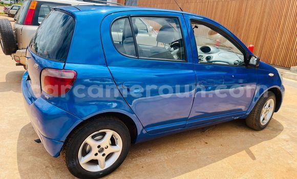 Sayi Na hannu Toyota Yaris Blue Mota in Yaounde a Babban Kamaru Sayi Na hannu Toyota Yaris Blue Mota in Yaounde a Babban Kamaru