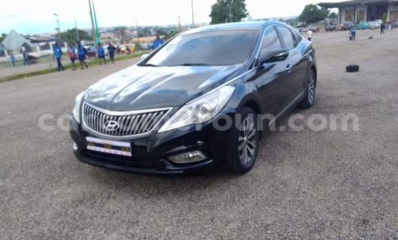 Acheter Occasion Voiture Hyundai Grandeur Noir à Yaoundé, Central Cameroon Acheter Occasion Voiture Hyundai Grandeur Noir à Yaoundé, Central Cameroon