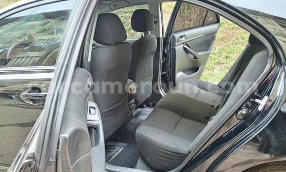 Acheter Occasion Voiture Toyota Avensis Noir à Yaoundé, Central Cameroon Acheter Occasion Voiture Toyota Avensis Noir à Yaoundé, Central Cameroon