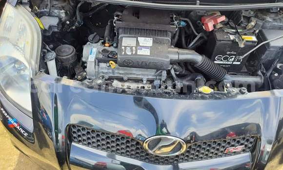 Acheter Occasion Voiture Toyota Vitz Noir à Yaoundé, Central Cameroon Acheter Occasion Voiture Toyota Vitz Noir à Yaoundé, Central Cameroon