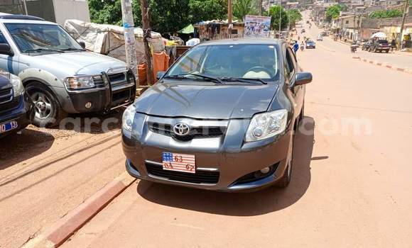 Sayi Na hannu Toyota Auris Black Mota in Yaounde a Babban Kamaru Sayi Na hannu Toyota Auris Black Mota in Yaounde a Babban Kamaru