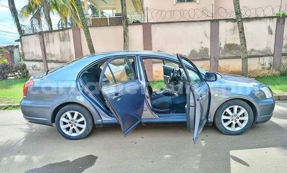 Acheter Occasion Voiture Toyota Avensis Blanc à Yaoundé, Central Cameroon Acheter Occasion Voiture Toyota Avensis Blanc à Yaoundé, Central Cameroon