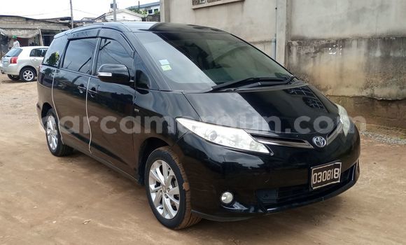 Acheter Occasion Voiture Toyota Previa Noir à Douala, Littoral Cameroon Acheter Occasion Voiture Toyota Previa Noir à Douala, Littoral Cameroon