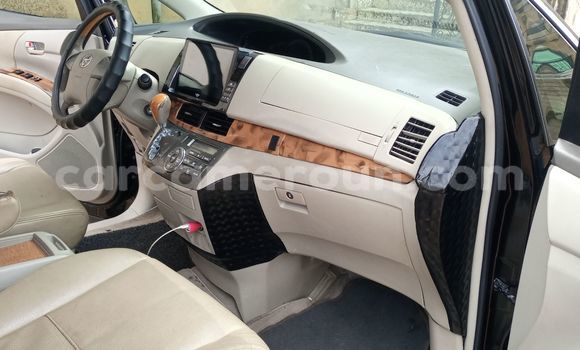 Acheter Occasion Voiture Toyota Previa Noir à Douala, Littoral Cameroon Acheter Occasion Voiture Toyota Previa Noir à Douala, Littoral Cameroon