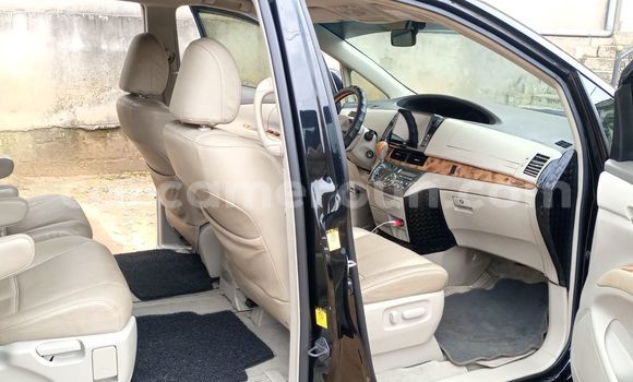 Acheter Occasion Voiture Toyota Previa Noir à Douala, Littoral Cameroon Acheter Occasion Voiture Toyota Previa Noir à Douala, Littoral Cameroon