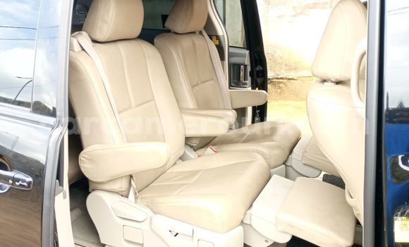 Acheter Occasion Voiture Toyota Previa Noir à Douala, Littoral Cameroon Acheter Occasion Voiture Toyota Previa Noir à Douala, Littoral Cameroon