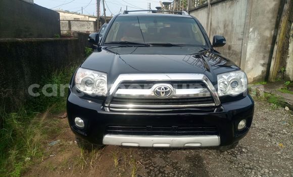 Sayi Na hannu Toyota 4Runner Black Mota in Douala a Ƙasar Kamaru Sayi Na hannu Toyota 4Runner Black Mota in Douala a Ƙasar Kamaru