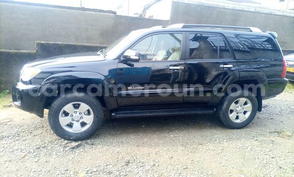 Sayi Na hannu Toyota 4Runner Black Mota in Douala a Ƙasar Kamaru Sayi Na hannu Toyota 4Runner Black Mota in Douala a Ƙasar Kamaru