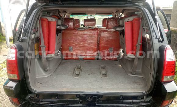 Sayi Na hannu Toyota 4Runner Black Mota in Douala a Ƙasar Kamaru Sayi Na hannu Toyota 4Runner Black Mota in Douala a Ƙasar Kamaru