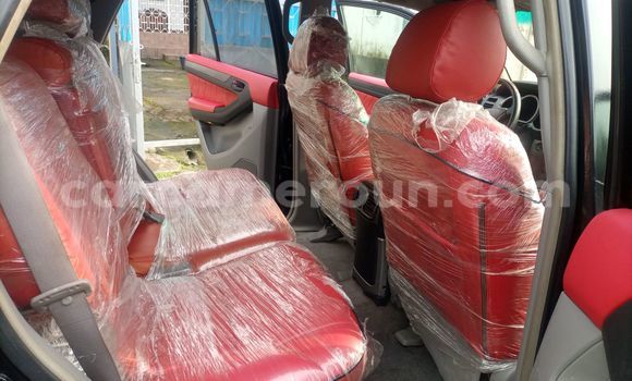 Sayi Na hannu Toyota 4Runner Black Mota in Douala a Ƙasar Kamaru Sayi Na hannu Toyota 4Runner Black Mota in Douala a Ƙasar Kamaru