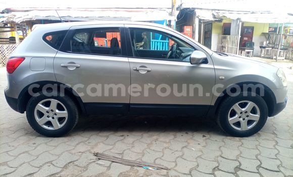 Sayi Na hannu Nissan Qashqai M Mota in Douala a Ƙasar Kamaru Sayi Na hannu Nissan Qashqai M Mota in Douala a Ƙasar Kamaru