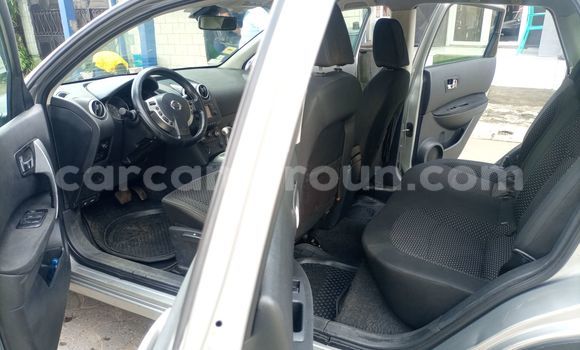 Sayi Na hannu Nissan Qashqai M Mota in Douala a Ƙasar Kamaru Sayi Na hannu Nissan Qashqai M Mota in Douala a Ƙasar Kamaru
