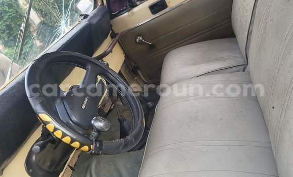 Acheter Occasion Voiture Jeep Wrangler Marron à Yaoundé, Central Cameroon Acheter Occasion Voiture Jeep Wrangler Marron à Yaoundé, Central Cameroon