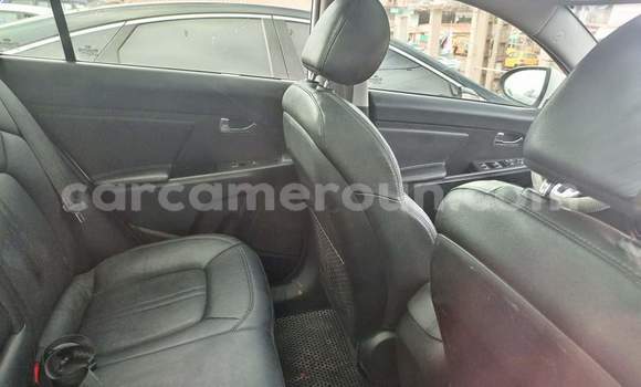 Buy Used Kia Sportage White Car in Yaounde in Central Cameroon Buy Used Kia Sportage White Car in Yaounde in Central Cameroon
