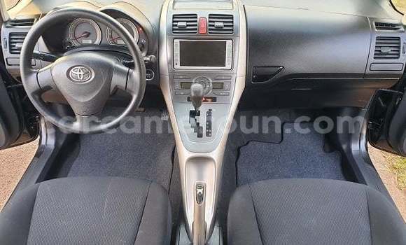 Sayi Na hannu Toyota Auris Black Mota in Yaounde a Babban Kamaru Sayi Na hannu Toyota Auris Black Mota in Yaounde a Babban Kamaru