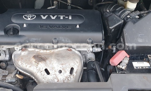 Sayi Na hannu Toyota Blade Black Mota in Yaounde a Babban Kamaru Sayi Na hannu Toyota Blade Black Mota in Yaounde a Babban Kamaru