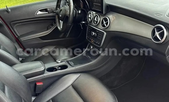 Sayi Na hannu Mercedes‒Benz GLA-klasse AMG Red Mota in Yaounde a Babban Kamaru Sayi Na hannu Mercedes‒Benz GLA-klasse AMG Red Mota in Yaounde a Babban Kamaru