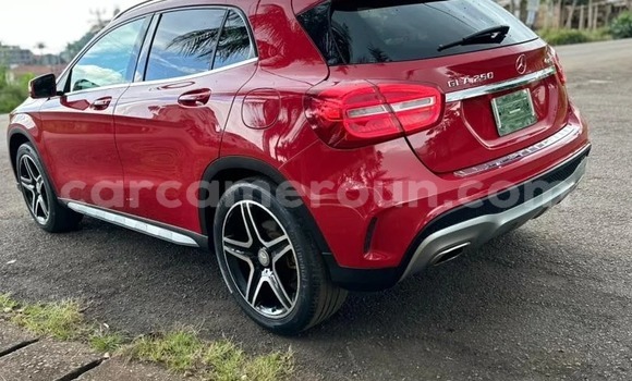 Sayi Na hannu Mercedes‒Benz GLA-klasse AMG Red Mota in Yaounde a Babban Kamaru Sayi Na hannu Mercedes‒Benz GLA-klasse AMG Red Mota in Yaounde a Babban Kamaru