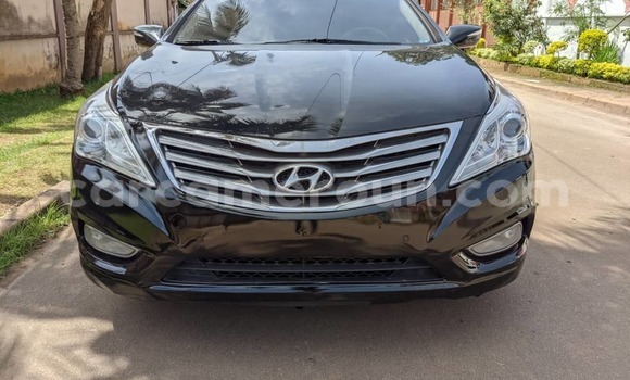 Acheter Occasion Voiture Hyundai Grandeur Noir à Yaoundé, Central Cameroon Acheter Occasion Voiture Hyundai Grandeur Noir à Yaoundé, Central Cameroon