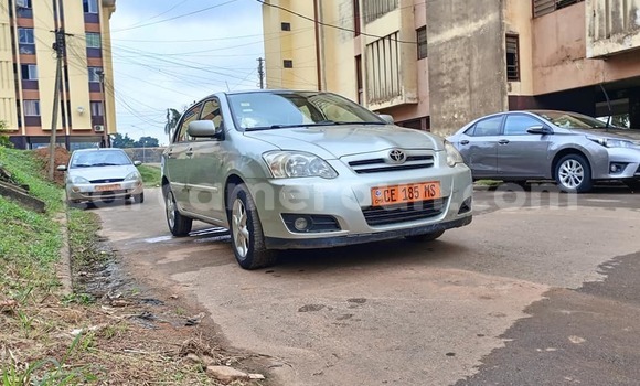 Acheter Occasion Voiture Toyota Corolla Gris à Yaoundé, Central Cameroon