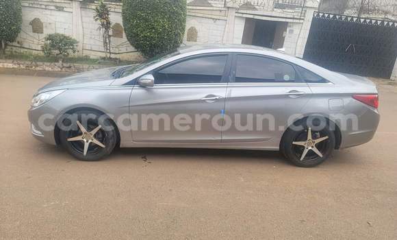 Acheter Occasion Voiture Hyundai Sonata Gris à Yaoundé, Central Cameroon Acheter Occasion Voiture Hyundai Sonata Gris à Yaoundé, Central Cameroon