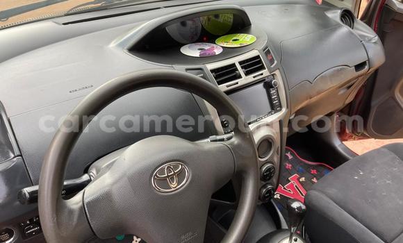 Sayi Na hannu Toyota Yaris Red Mota in Yaounde a Babban Kamaru Sayi Na hannu Toyota Yaris Red Mota in Yaounde a Babban Kamaru