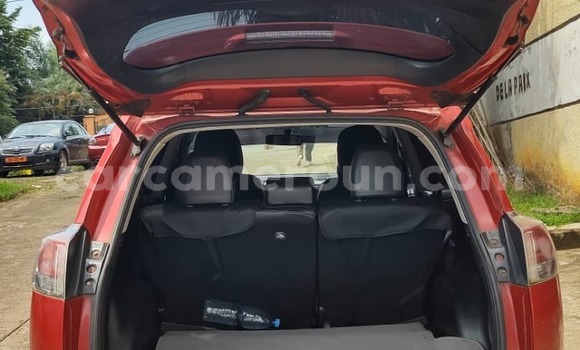 Acheter Occasion Voiture Toyota RAV4 Rouge à Yaoundé, Central Cameroon Acheter Occasion Voiture Toyota RAV4 Rouge à Yaoundé, Central Cameroon