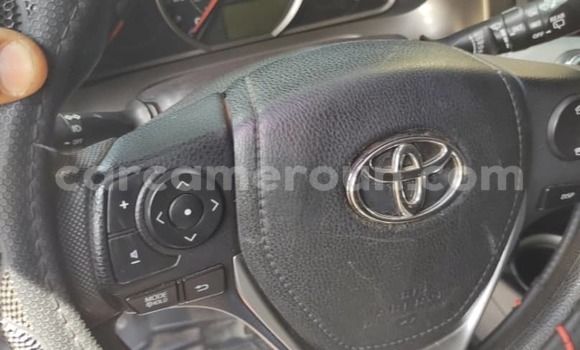 Acheter Occasion Voiture Toyota RAV4 Rouge à Yaoundé, Central Cameroon Acheter Occasion Voiture Toyota RAV4 Rouge à Yaoundé, Central Cameroon