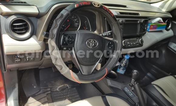 Acheter Occasion Voiture Toyota RAV4 Rouge à Yaoundé, Central Cameroon Acheter Occasion Voiture Toyota RAV4 Rouge à Yaoundé, Central Cameroon