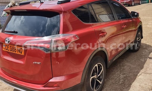 Acheter Occasion Voiture Toyota RAV4 Rouge à Yaoundé, Central Cameroon Acheter Occasion Voiture Toyota RAV4 Rouge à Yaoundé, Central Cameroon