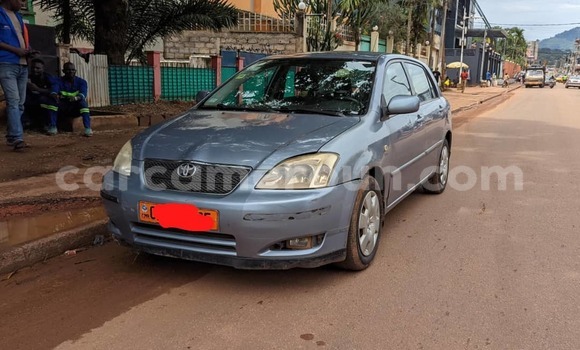 Sayi Na hannu Toyota Corolla Azurfa Mota in Yaounde a Babban Kamaru Sayi Na hannu Toyota Corolla Azurfa Mota in Yaounde a Babban Kamaru