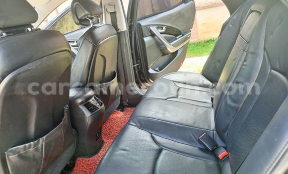 Acheter Occasion Voiture Hyundai Grandeur Noir à Yaoundé, Central Cameroon Acheter Occasion Voiture Hyundai Grandeur Noir à Yaoundé, Central Cameroon